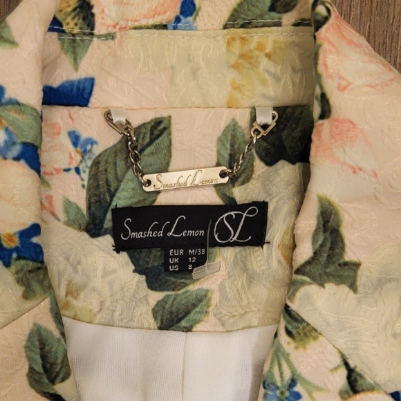 Smashed Lemon Butterfly & Floral Blazer  Size 8 Blush Pink & Multi Colored - Picture 2 of 10